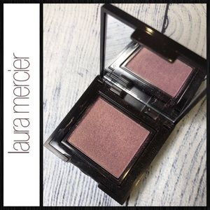 Laura Mercier eyeshadow African Violet